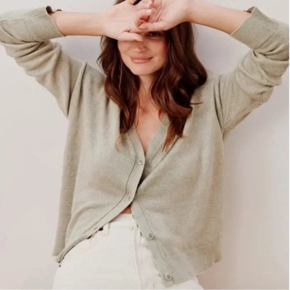Jenni Kayne Sweaters - Jenni Kayne 100% Linen Boyfriend Cardigan Willow, Size Med